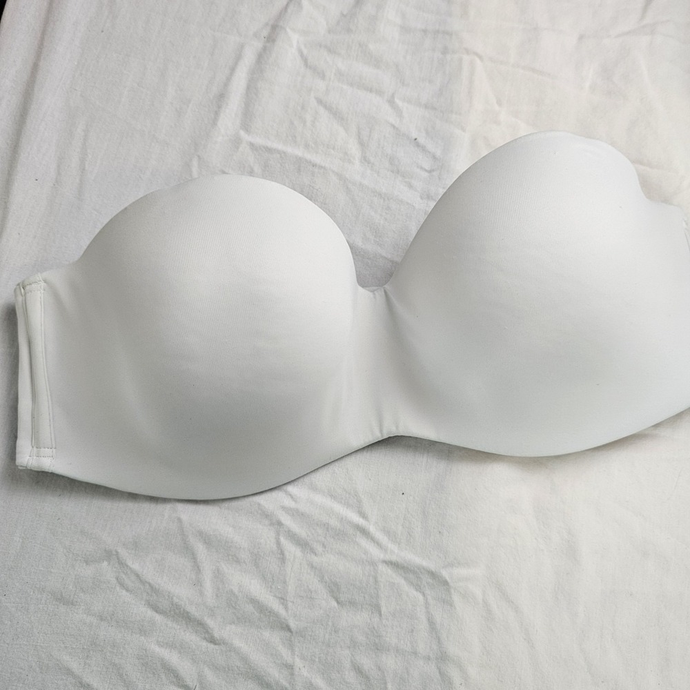 PINK Victoria's Secret White 34D Wear Everywhere Lightly Lined Strapless Bra
